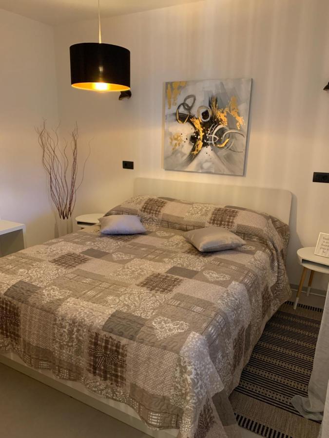 Apartments & Room Piutti 발 외부 사진