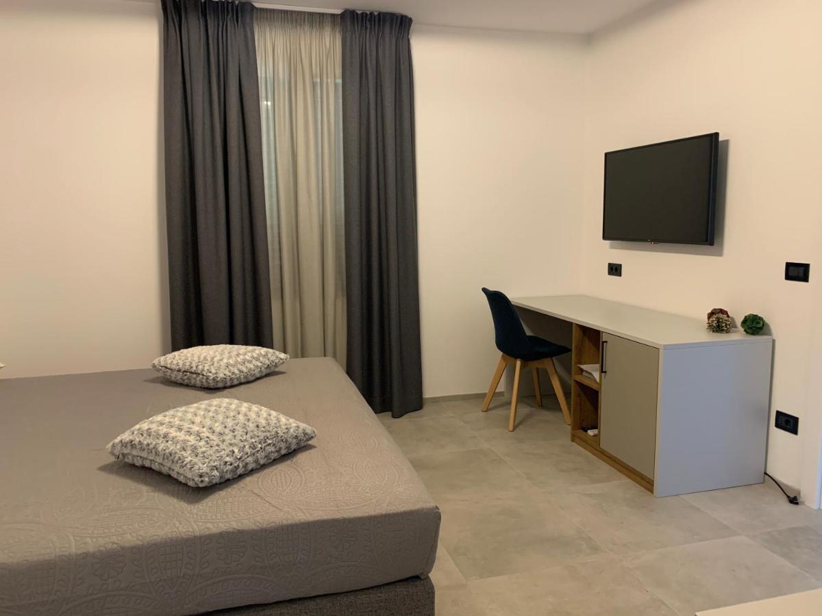 Apartments & Room Piutti 발 외부 사진